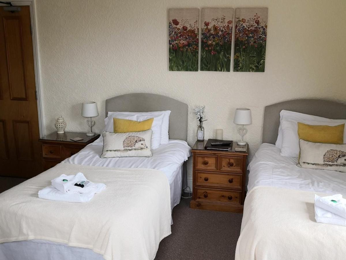 The Buck Hotel Thornton Dale Zimmer foto
